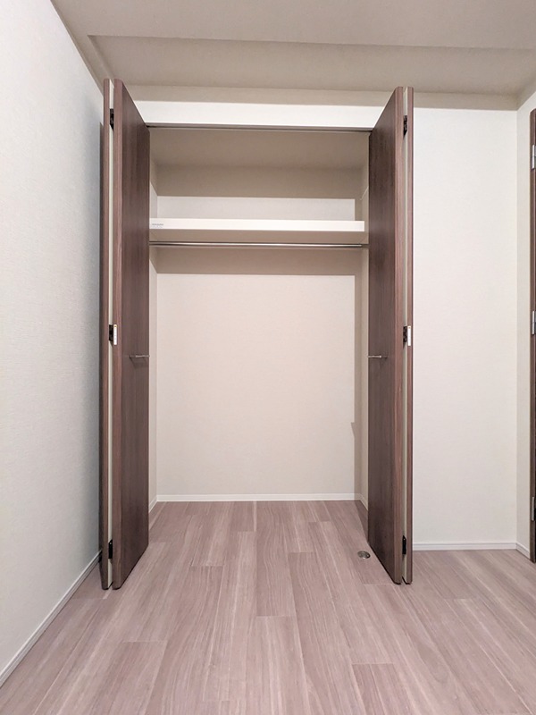 エスリード箕面船場阪大前 収納