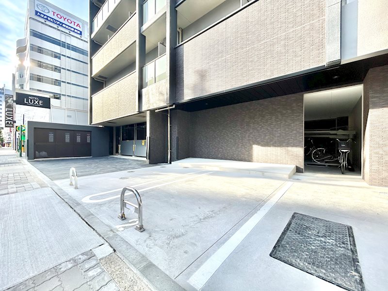 エスリード葵 広小路通 駐車場