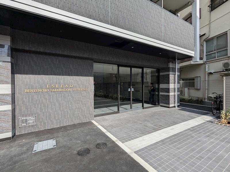 エスリード弁天町桜通レジデンス エントランス