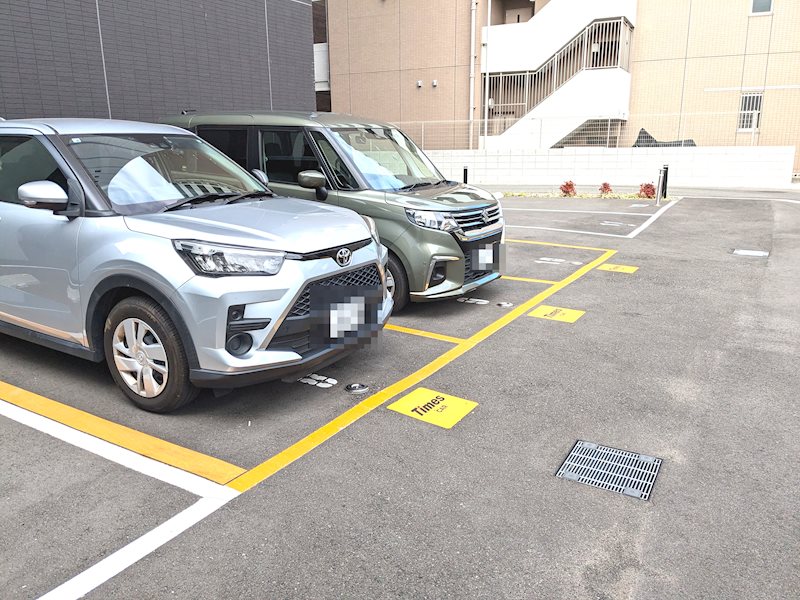 エスリード ザ・グラン天六 駐車場