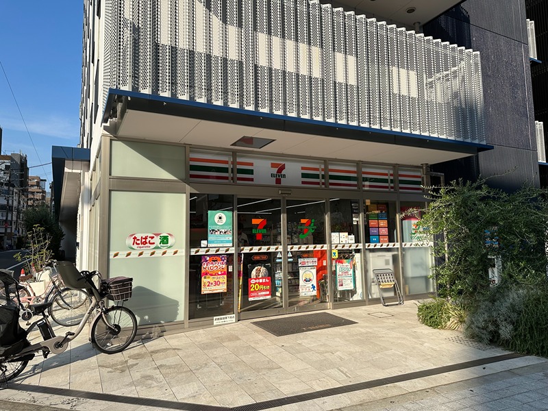 エスリード大阪STATION コンビニ