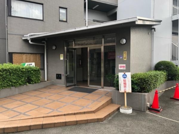 エスリード福島 エントランス