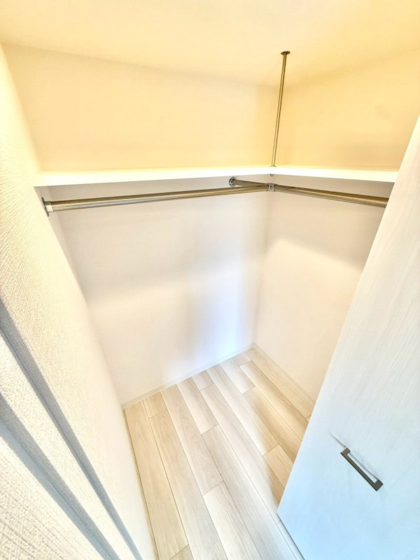 エスプレイス名古屋神宮前 収納