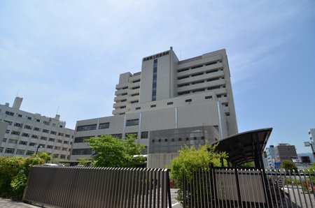 荒戎町 総合病院
