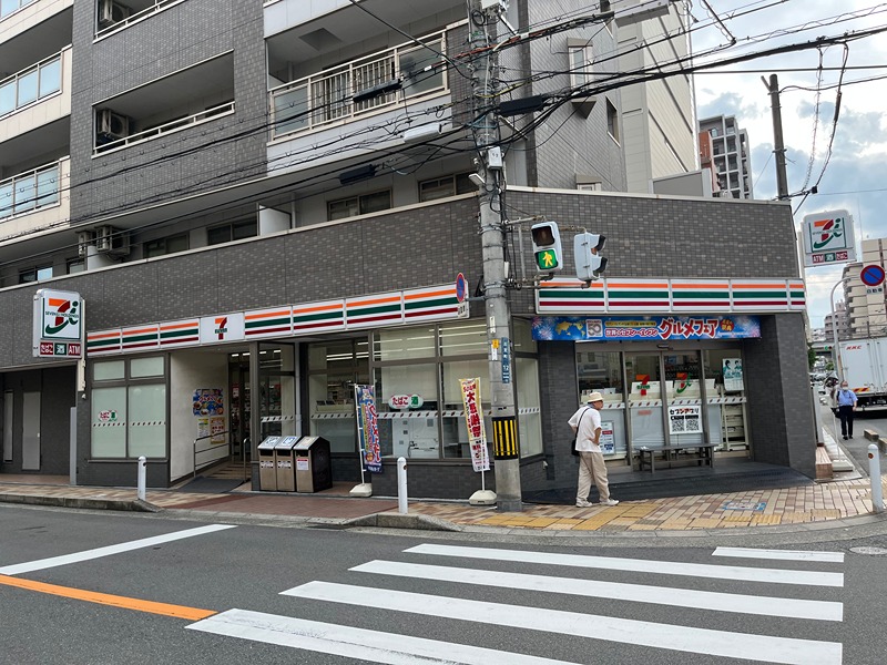 GRAN PASEO 江坂 コンビニ
