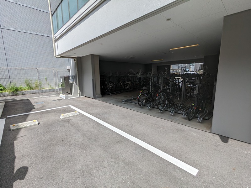 エスリード大阪城PREMIER 駐車場
