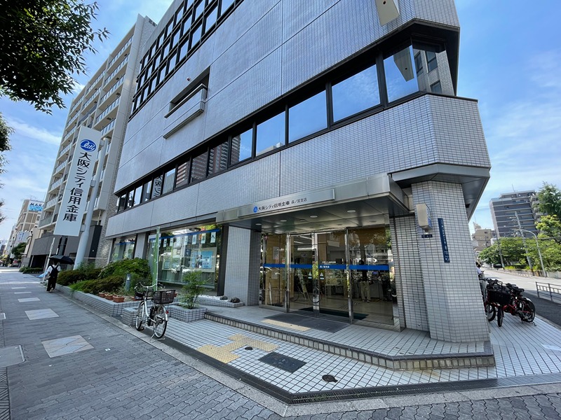 エスリード大阪城PREMIER 銀行