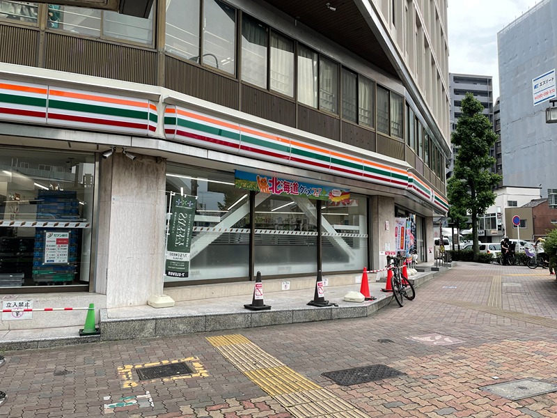 エスリード金山プルミエ コンビニ