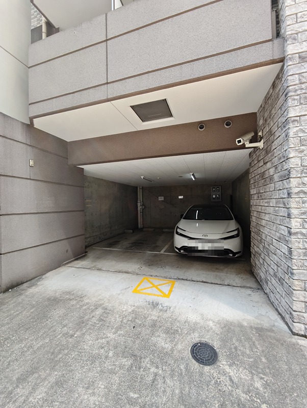 エスリード心斎橋西 駐車場