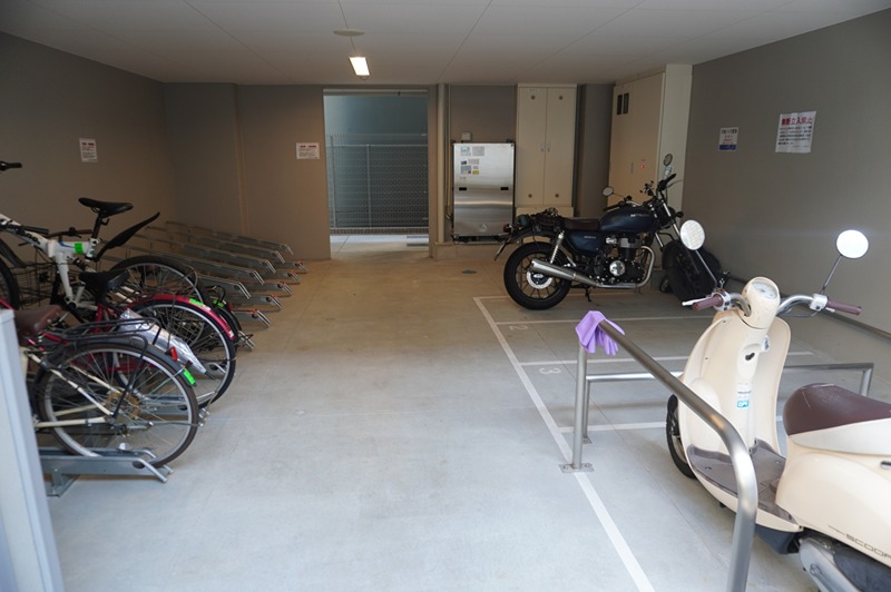 エスリード大阪上本町グリーズ 駐車場