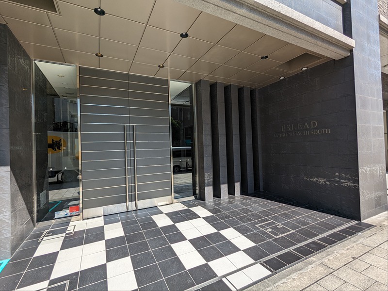 エスリード松屋町SOUTH エントランス
