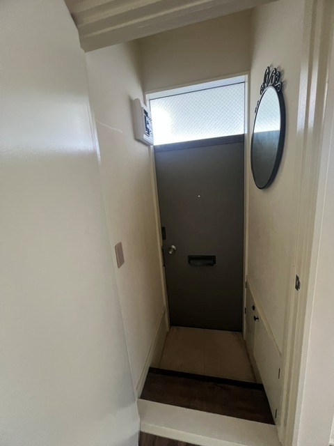 一平荘(新小竹） 玄関