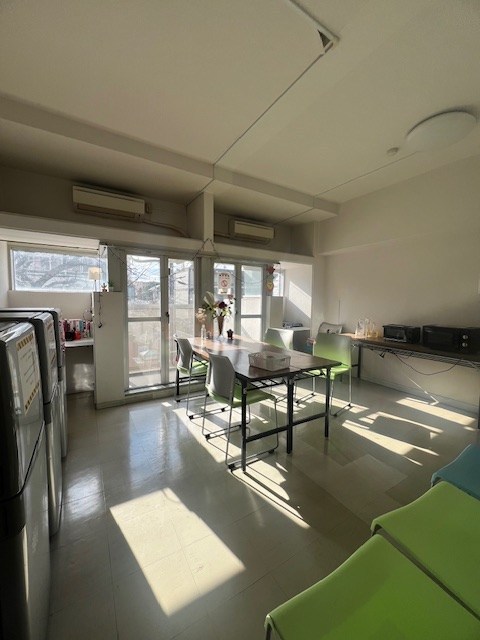 力行会館　 リビング