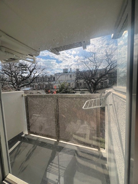力行会館　 ベランダ