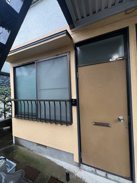 一平荘(新小竹） 玄関