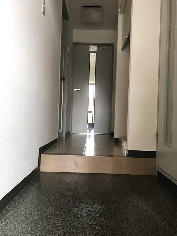 ライオンズマンション千種南 玄関