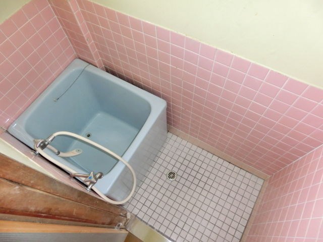 愛知県名古屋市千種区松軒２丁目12-14 風呂画像
