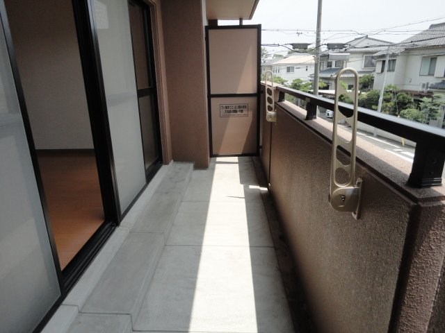 愛知県名古屋市瑞穂区中根町３丁目 ベランダ