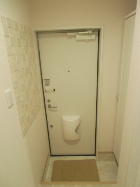 愛知県名古屋市西区栄生１丁目 玄関
