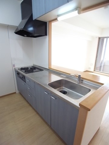 愛知県名古屋市熱田区白鳥町 キッチン