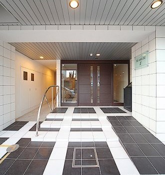 愛知県名古屋市東区山口町 エントランス