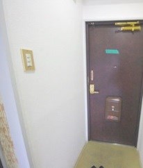 愛知県名古屋市千種区若水３丁目 玄関