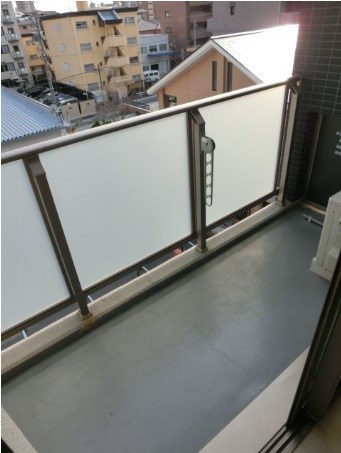 愛知県名古屋市名東区社台３丁目 ベランダ
