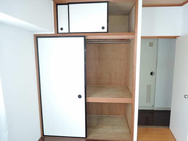愛知県名古屋市中区栄３丁目 収納