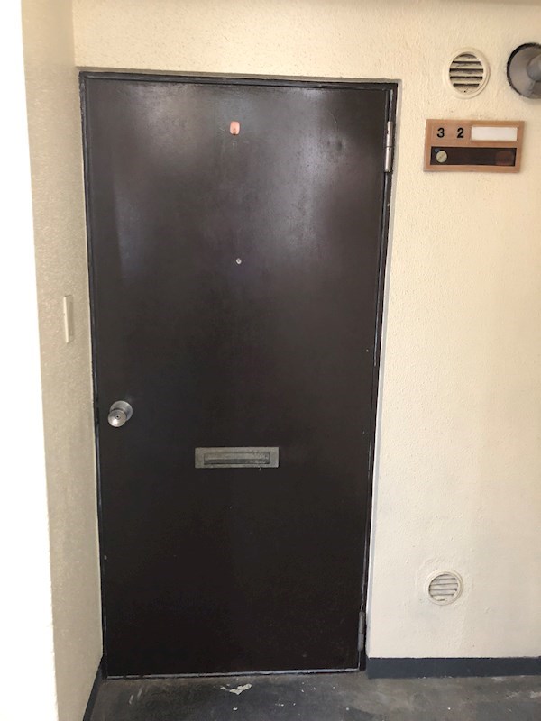 愛知県名古屋市千種区北千種１丁目 玄関