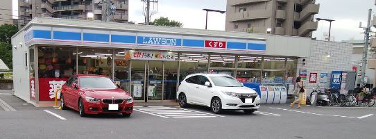 愛知県名古屋市昭和区八事富士見 コンビニ