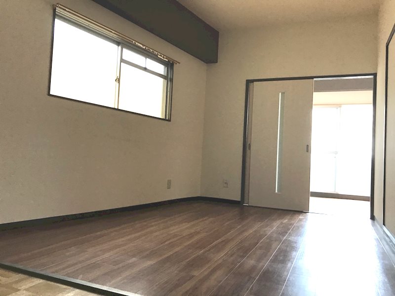 愛知県名古屋市東区泉３丁目 リビング