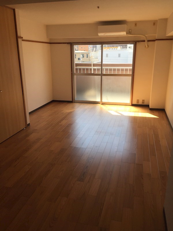 愛知県名古屋市東区葵２丁目 リビング
