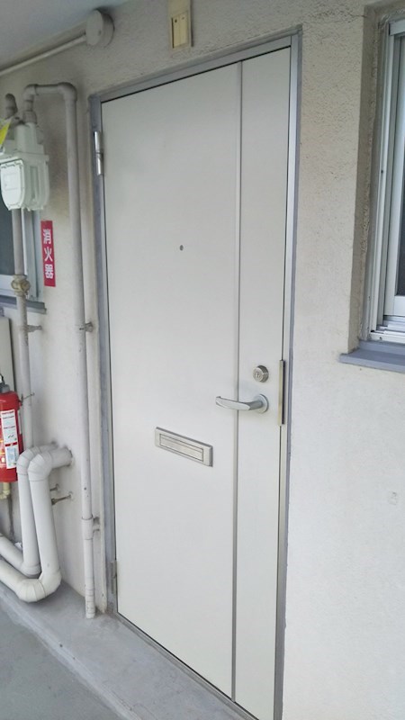 愛知県名古屋市千種区春岡１丁目 玄関