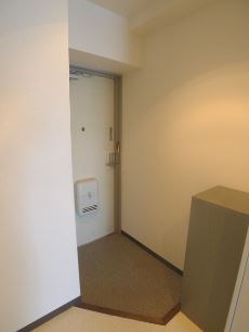 愛知県名古屋市熱田区伝馬３丁目 玄関