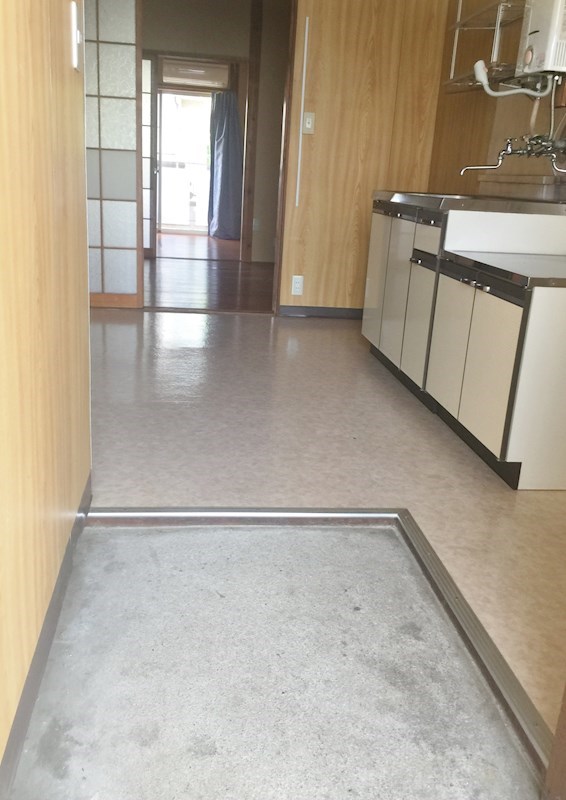 愛知県名古屋市東区徳川１丁目 玄関
