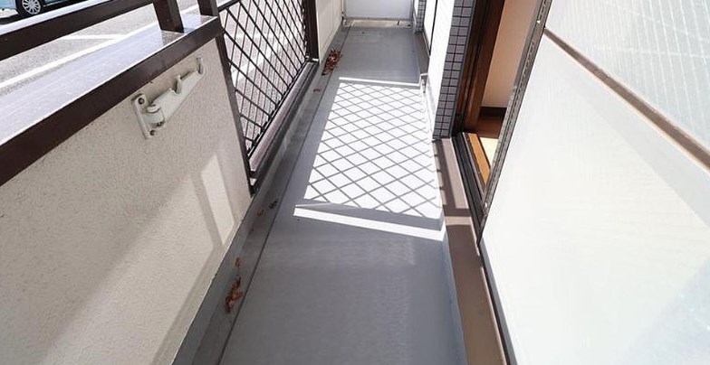 愛知県尾張旭市瀬戸川町２丁目 ベランダ