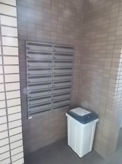 愛知県名古屋市北区八龍町１丁目 エントランス