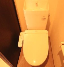 愛知県名古屋市千種区内山１丁目 トイレ