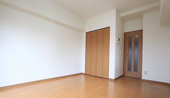 愛知県名古屋市中区千代田２丁目 リビング