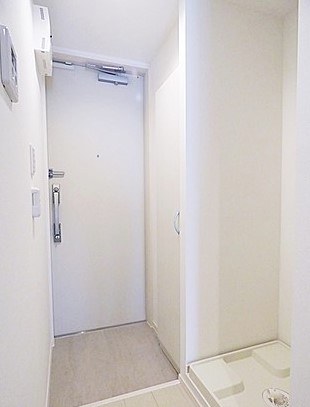愛知県名古屋市名東区社台３丁目 玄関