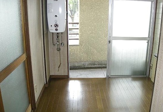 愛知県名古屋市北区清水４丁目 リビング