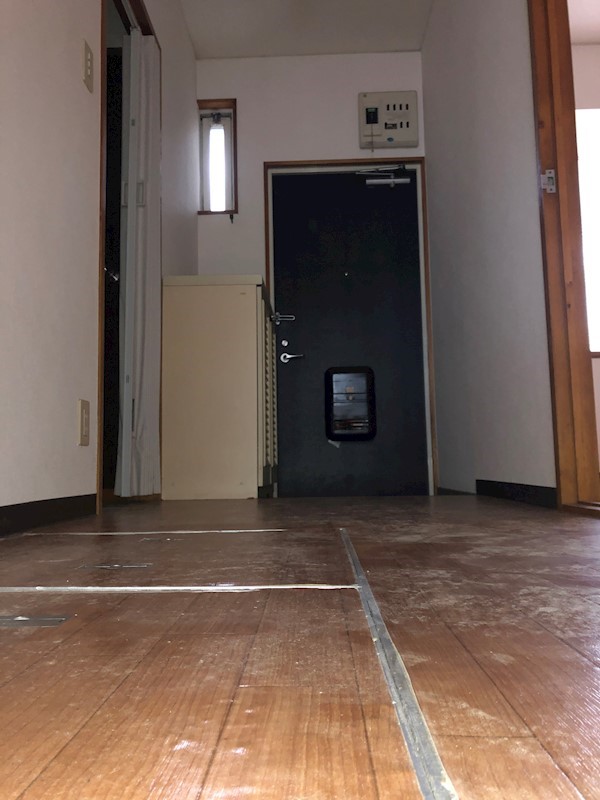 愛知県名古屋市昭和区伊勝町２丁目 玄関