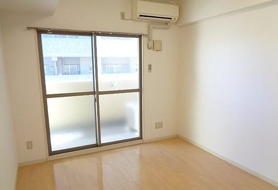 愛知県名古屋市中区大須１丁目 リビング