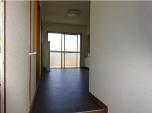愛知県名古屋市千種区大島町４丁目 玄関