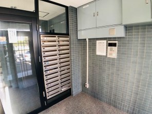 愛知県名古屋市東区砂田橋５丁目 エントランス