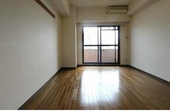 愛知県名古屋市昭和区阿由知通１丁目 リビング