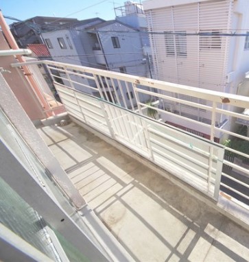 愛知県名古屋市千種区青柳町５丁目 ベランダ
