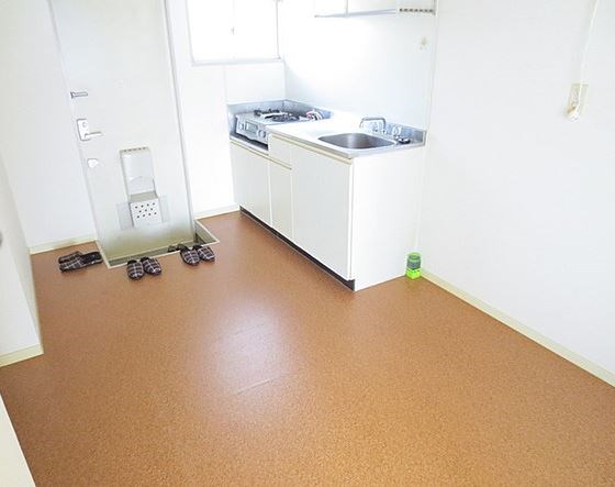 愛知県名古屋市昭和区小桜町１丁目 リビング