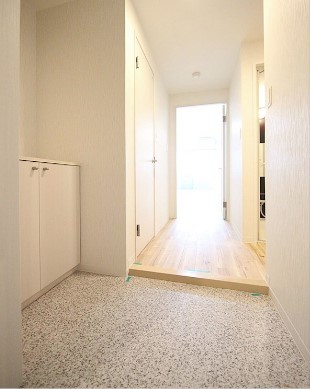 愛知県名古屋市中川区八熊通６丁目 玄関