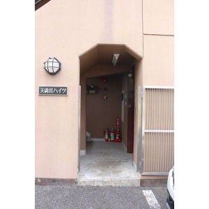 愛知県名古屋市千種区赤坂町４丁目 エントランス